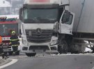 У Чехії в ДТП загинули 2 українці. Їхали у мікроавтобусі, який зіткнувся з вантажівкою
