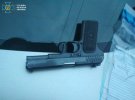 У Миколаєві затримали злочинне угруповання, яке тероризувало підприємців і вибивало з них гроші
