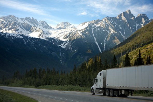 Замовляючи міжнародне вантажоперевезення в компанії "Вітал Спец Сервіс", будьте впевнені, що ваш вантаж прибуде цілий і без затримок