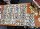 67-річна мешканка Прилук на Чернігівщині  віддала шахрайкам мільйон гривень, аби «зняти порчу». Зловмисниць затримали