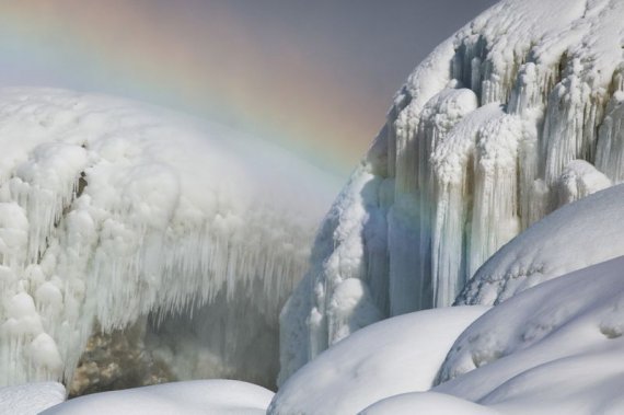 Замерзлий Ніагарський водоспад / Reuters