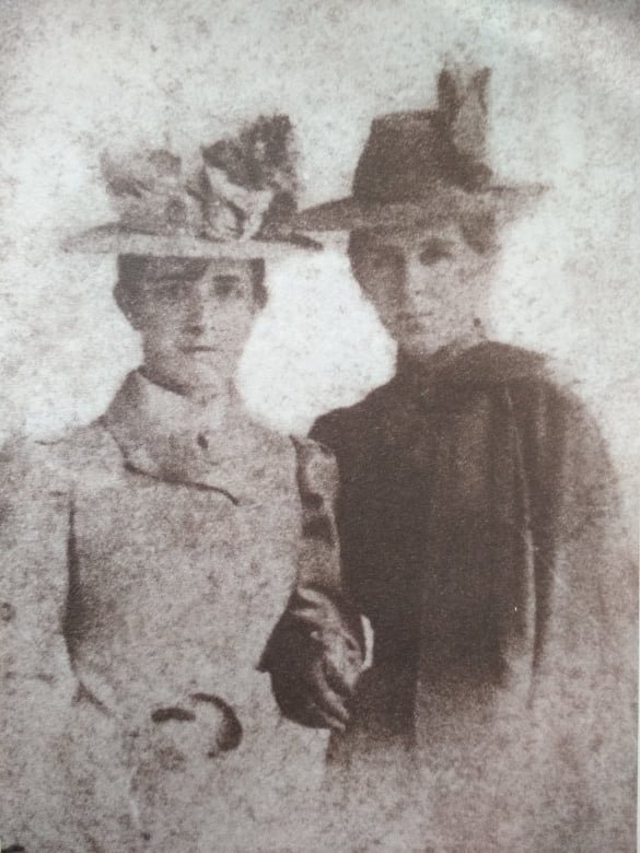 Ольга і Лариса Косачівни у Берліні 1899 року