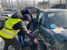 На Івано-Франківщині зіткнулися 4 авто. У результаті ДТП 2 людини загинули, ще 1 - скалічилася