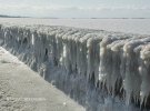 Азовське море замерзло через сильне похолодання. Фото: Facebook