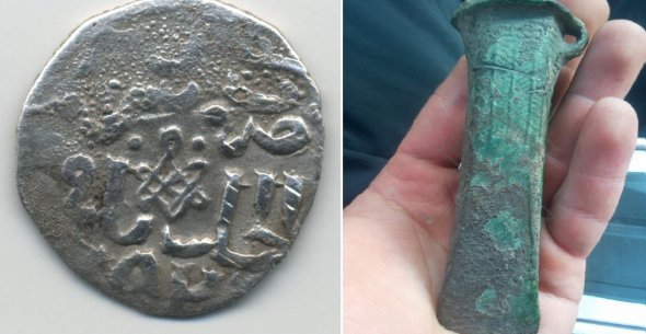 Монета часів правління хана Тохтамиша та бронзова сокира - кельт. Демонстраційні фото