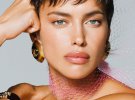 35-летняя Ирина Шейк украсила обложку нового выпуска Vogue Thailand. Фото: instagram.com/morellibrothers