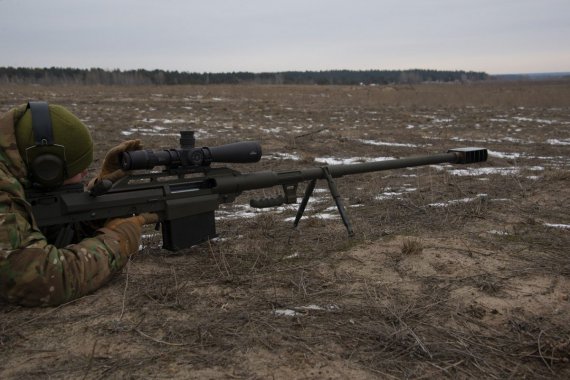 Всі деталі гвинтівки виготовлені українськими зброярами. Фото: armyinform.com.ua