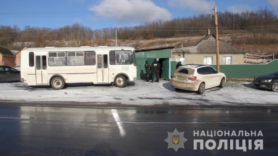 Чоловік вербував у трудове рабство людей