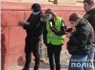 В Одесі на вулиці Маріїнській біля навчального закладу знайшли мертвою жінку