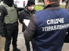 У Миколаєві затримали підозрюваного у вбивстві 38-річної жінки, яку знайшли застреленою в орендованій квартирі.   Злочинець -  33-річний місцевий таксист