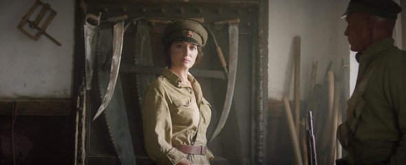 Тетяна Грачик у фільмі "Антон і червона химера" втілила чекістку Дору. Керувала грабунком селищ та вбивств його мешканців. Коханка Льва Троцького, за сюжетом. За словами творців фільму, існувала в реальному житті, однак це збірний образ. 