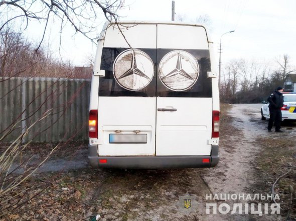 В салоне маршрутки находились пассажиры. Они не пострадали