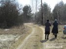 В селе Каменевка на Житомирщине исчез 2-летний мальчик, пока мать возилась по хозяйству. Ребенка разыскали в лесу полицейские
