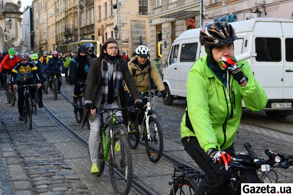 Активісти вимагають побудови нових велодоріжок у Львові