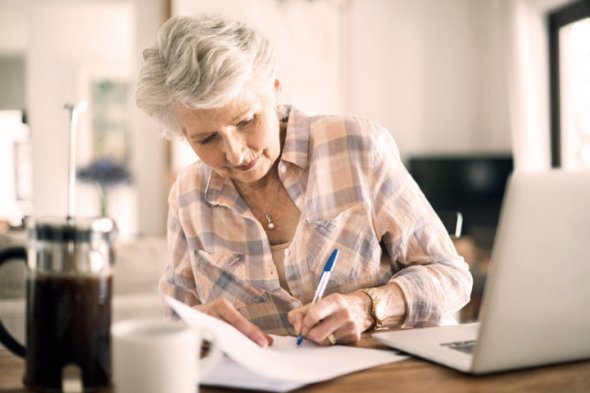 Жінки зможуть вийти на пенсію за віком після 60 років