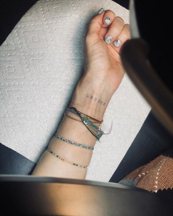  62-річна Мадонна зробила своє перше татуювання в грудні минулого року