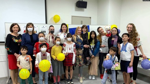 У Японії відкрили українську недільну школу