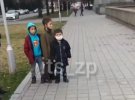 У Запоріжжі троє хлопчиків віком від 5 до 8 років винесли з каси магазину 8 тис. грн