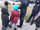 У Запоріжжі троє хлопчиків віком від 5 до 8 років винесли з каси магазину 8 тис. грн