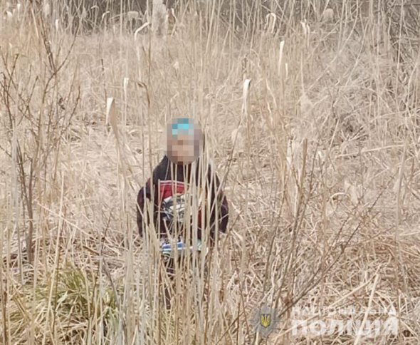 В селе Холонов на Волыни исчез 7-летний Матвей Полянский.  На следующий день его нашли в болоте. Мальчик жив. Рассказал, что сбежал и боялся возвращаться домой