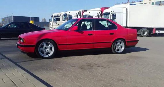 Під капотом 315 "коней": BMW хочуть продати за 837 тис. грн