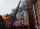В Санкт-Петербурге началась масштабная пожар.