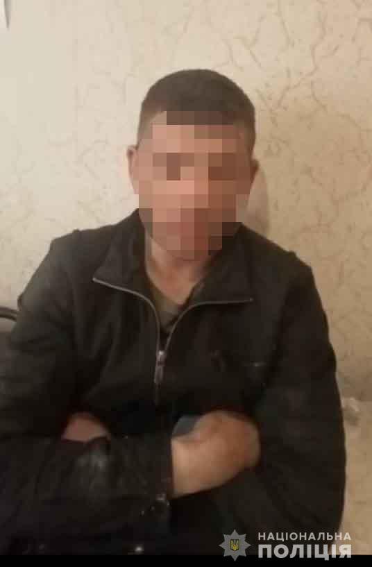 В Винницкой области 30-летний мужчина избил и пытался сжечь 51-летнего односельчанина. Обвинил его в смерти брата