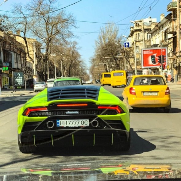 Заметили уникальный суперкар Lamborghini