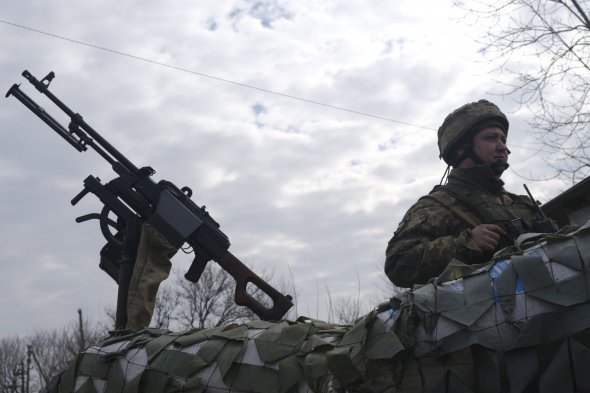 Українське військо готове до наступу ворога, а держапарт - ні
