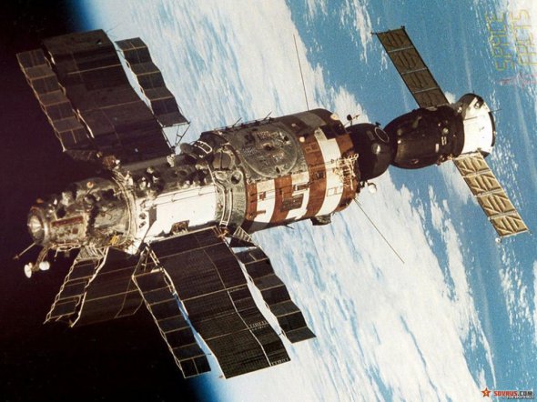Запустили першу у світі космічну станцію
