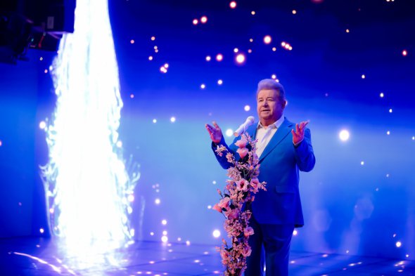 Михайло Поплавський представив новий ліричний кліп "Любов у серці маю"