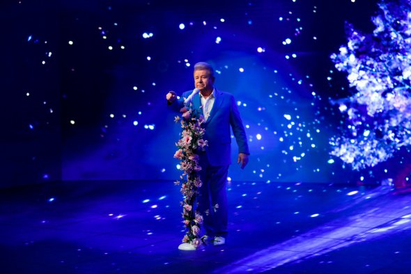 Михайло Поплавський представив новий ліричний кліп "Любов у серці маю"