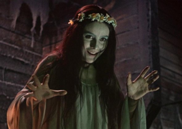 Російська актриса Наталія Варлей зіграла Панночку в радянській екранізації повісті Миколи Гоголя «Вій».