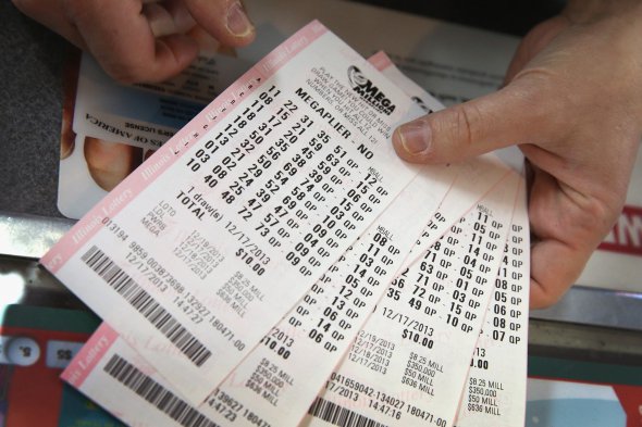 Джекпот лотереї США Mega Millions досяг 7 млн