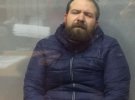 Винниччанин 32-летний Анатолий Малец получил пожизненное заключение. 31 декабря 2018 года он убил молотком мать 63-летнюю Валентину Анатольевну, бывшую жену 30-летнюю Надежду, сына 7-летнего Дениса и дочь Светлану, 3 год