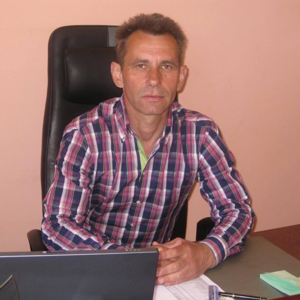 Письменник Василь Крас з міста Лиман Донецької області почав писати в 50 років