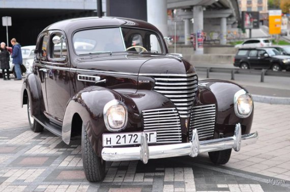 De Soto S-6 киевлянина Сергея Зайцева. Он самостоятельно восстановил автомобиль