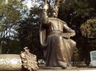 14 жовтня 2015 року бронзовий пам'ятник Івану Мазепі привезли до Полтави та на один день виставили на огляд містян