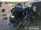 На трассе Киев-Чоп столкнулись Mercedes-Benz Sprinter и Аudi А4. Погибла семья, которая ехала в последнем