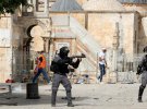 У Східному Єрусалимі поновилися сутички між палестинцями й поліцією Ізраїлю