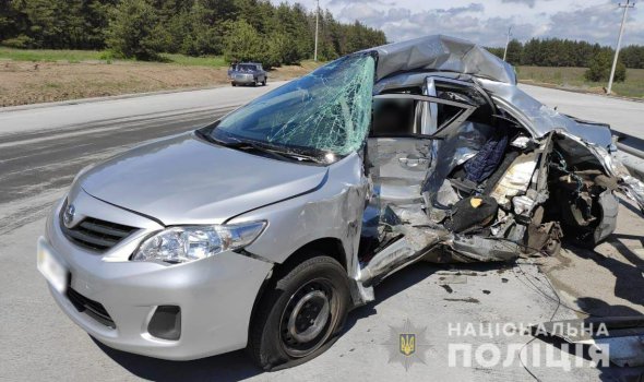 Журналисты телеканала НТН погибли в ДТП на трассе в Полтавской области