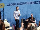 14 травня виповнюється 46 років лідеру гурту "Океан Ельзи" Святославу Вакарчуку. Цього року він представив авторський музичний проєкт "Оранжерея"
