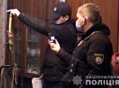 В Киеве 39-летний мужчина убил и расчленил 64-летнюю мать. Фрагменты тела женщины нашли в квартире. Остальные - сын закопал в лесу