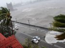 Индия накрыл "чрезвычайно сильный" циклон.
