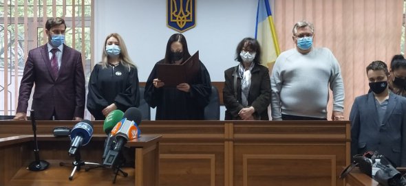 Рішення суду - залишити медсестру Яну Дугарь та кардіолога Юлію  Кузьменко під цілодобовим  домашнім арештом