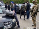 Поліцейські затримали учасників злочинного угруповання за озброєні розбійні напади та катування людей
