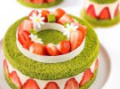 Десерти з полуниці: як ефектно прикрасити випічку