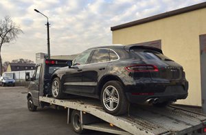 Попутний евакуатор може слідувати повз вас і в найкоротші терміни підібрати ваш автомобіль