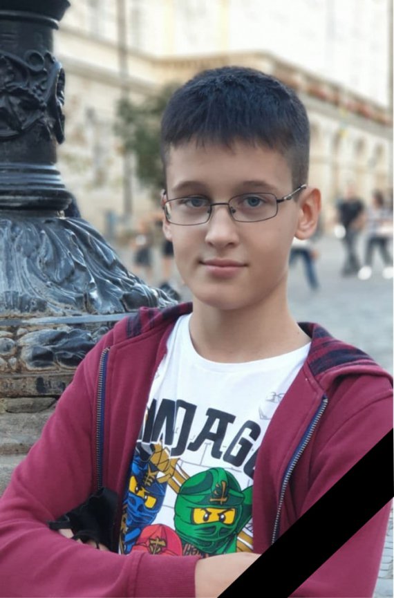 У  Львові поховали 12-річного Артема Прадєда-Янчака, який   загинув у водоспаді  під час шкільної екскурсії