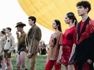 Дизайнер Жан Гріцфельдт представив fashion-колекцію "Ми заручники сузір’їв: Початок світу"